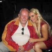 COCO AUSTIN Pictured With 6 Different Guys And NONE Of Them ICE T 1 t320 170x170 COCO AUSTIN Pictured With 6 Different Guys And NONE Of Them ICE T