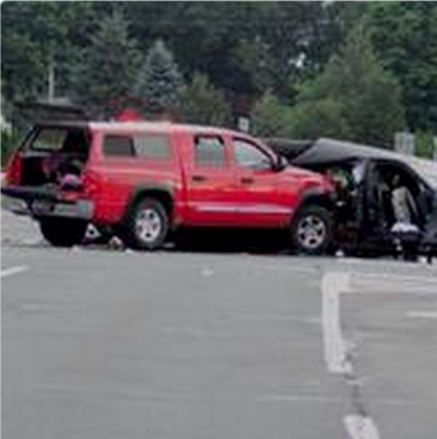 4 Long Island Bridesmaids DEAD After Pickup Truck Slams Into Limousine 2