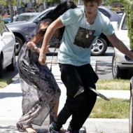 SUSPECT!! Demonic Justin Bieber Attacks Selena Gomez Others In Street! (UPDATED! 19 Photos) Selena Gomez and Justin Bieber Paparazzi accident 14 560x770 190x190 SUSPECT!! Demonic Justin Bieber Attacks Selena Gomez Others In Street! (UPDATED! 19 Photos)