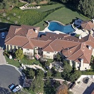 britney spears home 190x190 Britney Moving Into $25,000 mo. House in Thousand Oaks