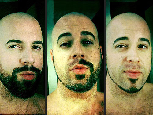 chris daughtry 500x375 Loyalty Much? 3 Daughtry Former Bandmates Suing