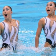 REMEMBERING THE OLYMPICS: Hilarious Synchronized Swimmers Freeze Frame! REMEMBERING THE OLYMPICS: Hilarious Synchronized Swimmers Freeze Frame!