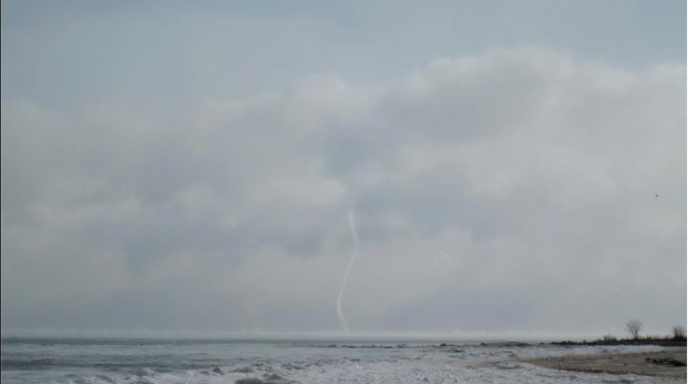 Michigan Wacky Weather: Lake MI Waterspout In Jan? Truckers Salt Having No Effect On Roads water spout Michigan Wacky Weather: Lake MI Waterspout In Jan? Truckers Salt Having No Effect On Roads
