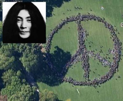 yoko ono peace sign attempt central park 2