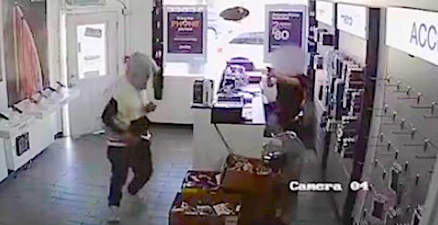 Philly Metropcs Employee Fatally Shoots Would Be Robber Monday Caught On Video You Picked The 4610