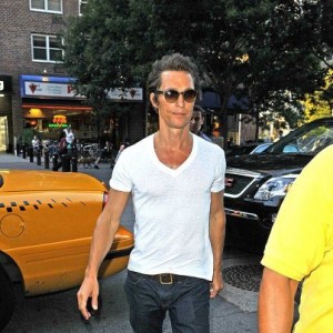 Matthew McConaughey SHOCKING WEIGHT LOSS! - TheCount.com