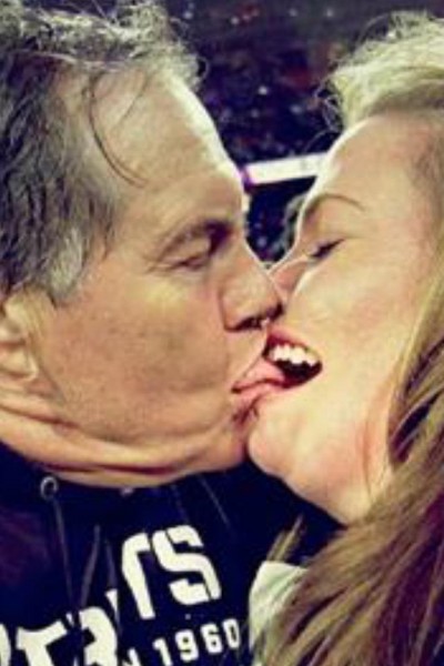 Belichick daughter Super Bowl kiss 9