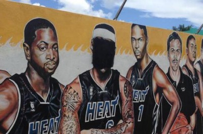 Heat Fans DEFACING Lebron James