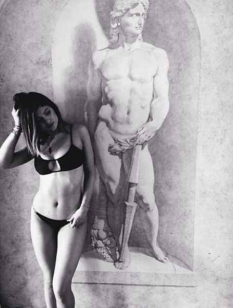 Kylie Jenner Dons Bikini At Versace Mansion 2