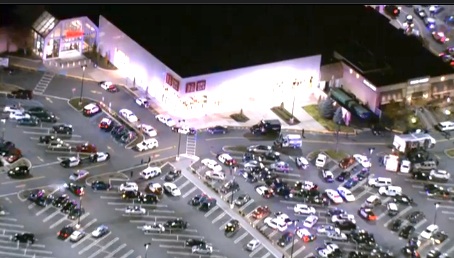 LIVE VIDEO- Reports of shots fired at a mall, Paramus, New Jersey