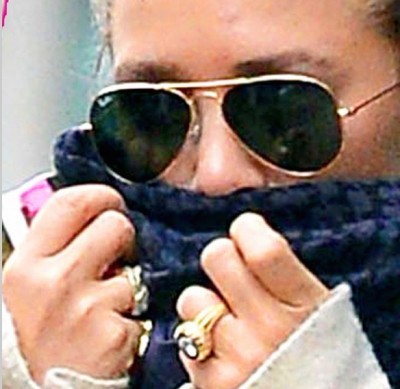 Mary-Kate Olsen ring