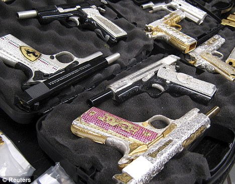 Mexican-Drug-Lord-Guns-Diamonds-1