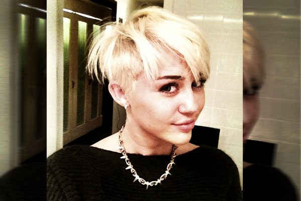 Miley-Cyrus-Haircut-2-600-400