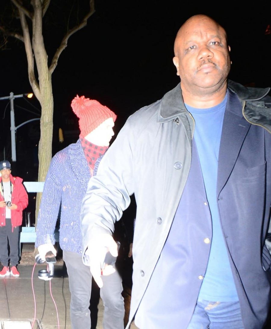 Guess Which HUGE Actors Just Hired HUGE BODYGUARDS? - TheCount.com