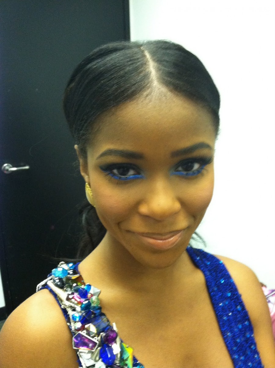 Simone Battle – TheCount.com