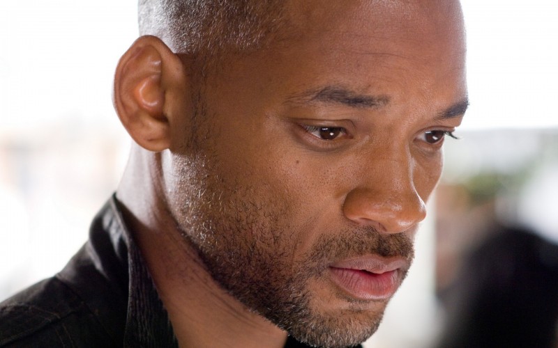 Will-Smith-Sad-in-I-am-Legend-Movie – TheCount.com