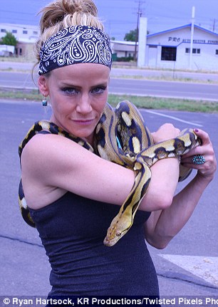peterson amanda biker dead tragic snake final 80s photoshoot died sexy body found she before colorado film