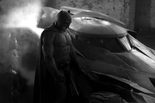 ben-affleck-batmobile batman 2