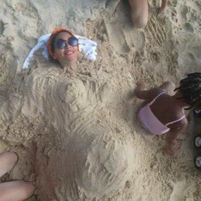 beyonce buried in sand