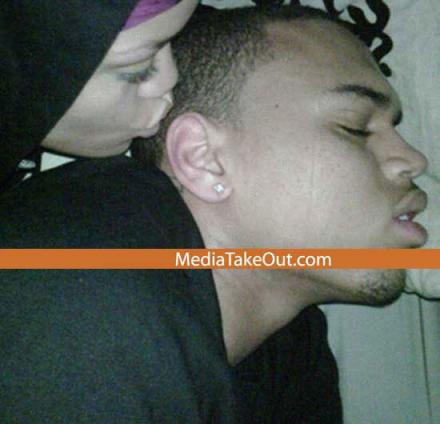 chrisrihanna New Leaked Photo Show Rihanna And Chris Brown Back Together