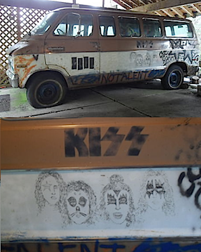 kurt-cobain-kiss-drawing-van-on-ebay-auction