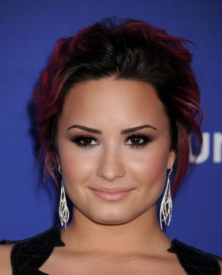 Demi Lovato Weight Gain, Too Much Or Just Enough? - TheCount.com